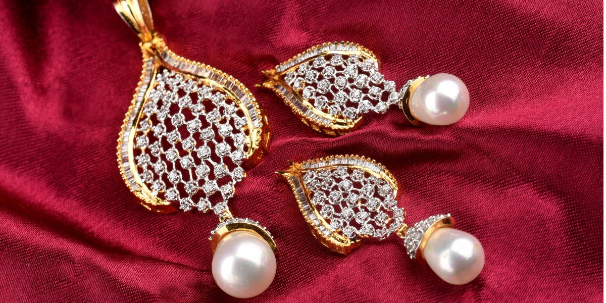 Gold-with-Diamonds